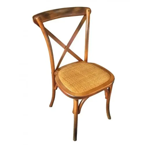 haise Crossback en bois avec assise rotin pour mariage bohème chic